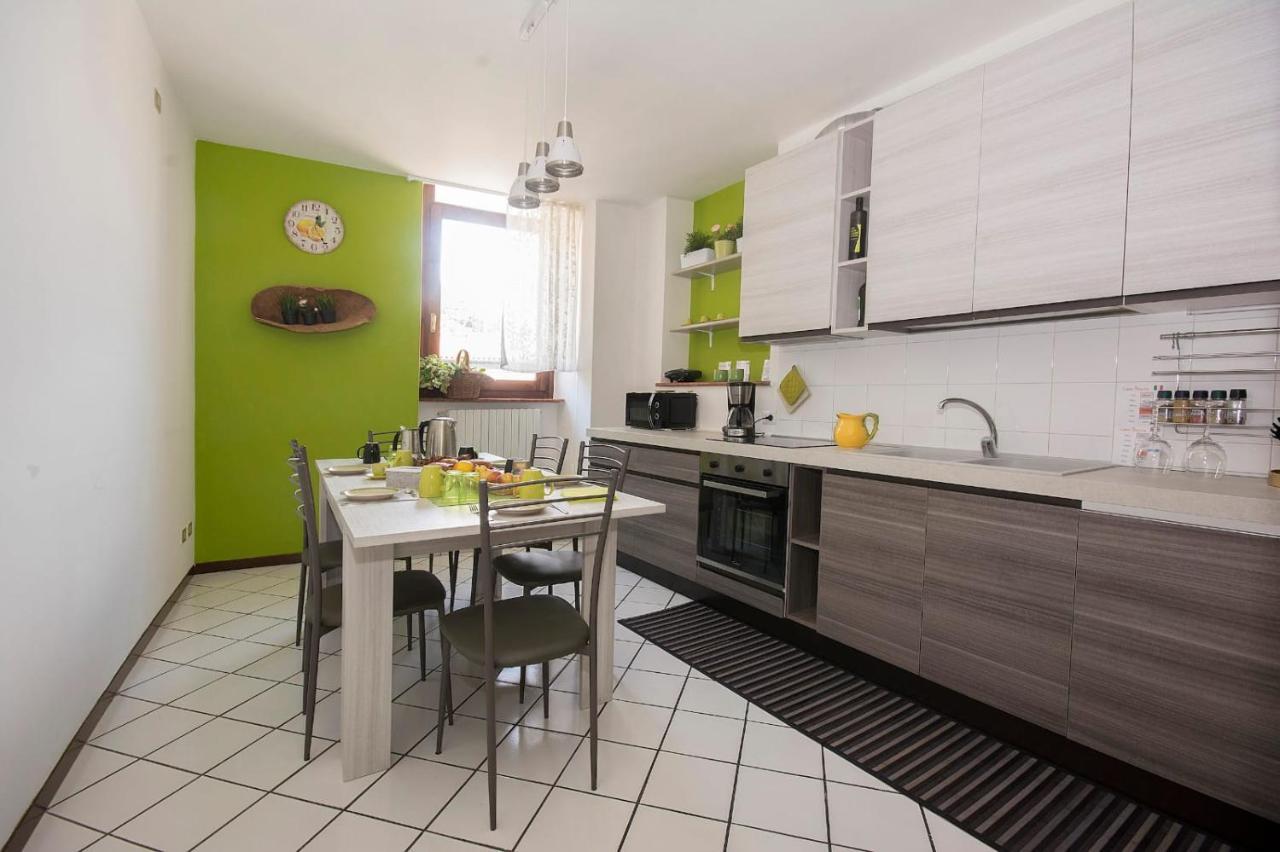 Apartamento Casa Regina Saló Exterior foto
